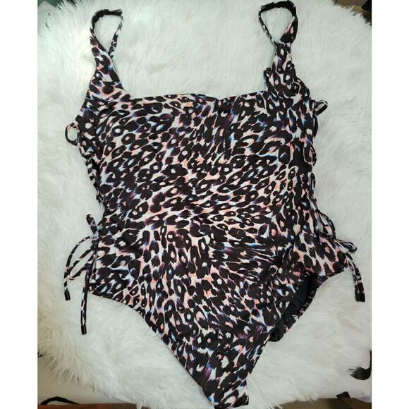 Sanctuary Swim Sz XL Square Neckline High Leg Leopard One Piece Swimsuit New - Picture 5 of 9